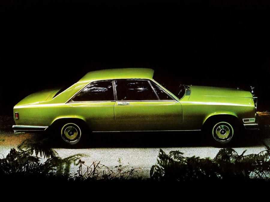  Rolls-Royce Camargue 1975 года  (US) (фото 4 из 4)